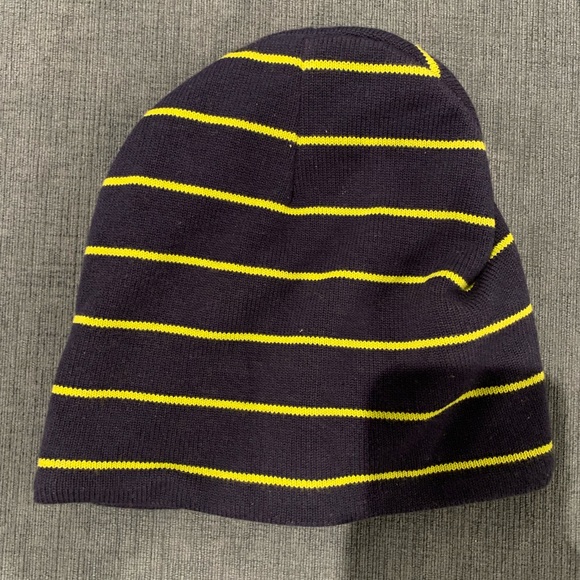 Titleist Golf Winter Hat - Picture 2 of 4